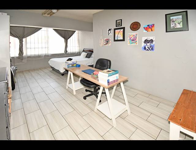 5 BEDROOM APARTMENT FOR SALE IN HIGHLANDS NORTH